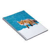 Fox in de winter. Rode vos, Vulpes vulpes, sluipsc Notitieboek (Rechterzijde)
