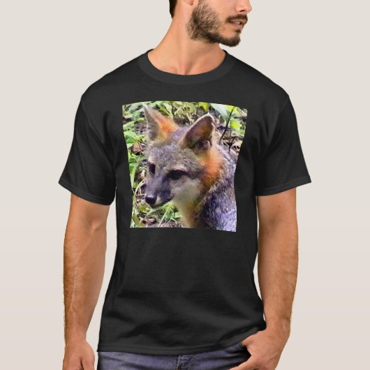 FOX KIT DIE IN DE BRUSH SPEELT T-SHIRT (Voorkant)
