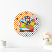 Fox Pilot in Groen en Oranje vliegtuig Grote Klok (Huis)