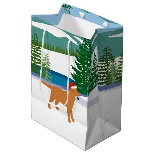 Fox Red Labrador Uitzicht met kerstwinter Medium Cadeauzakje (Voorkant Gekanteld)