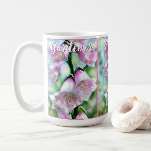 Foxglove Flowers Floral Pink Garden Personalized Koffiemok (Met donut)