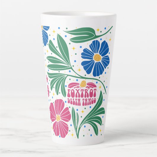 Foxtrot Delta Tango Flower Boho Latte Mok (Voorkant)