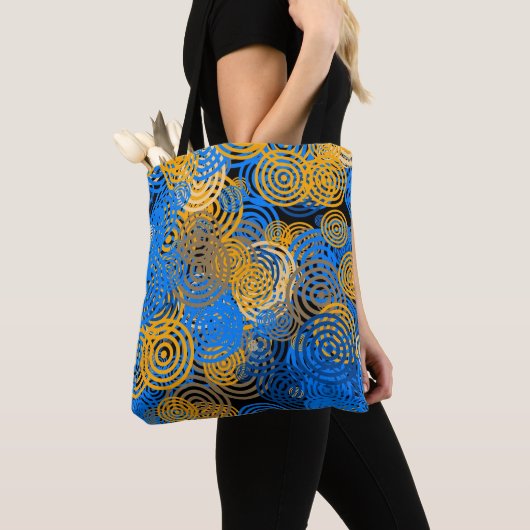 Fractal Art Blue Geometric Circles Swirl Mandala Tote Bag (Dichtbij)
