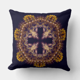 Fractal cross mandala kussen