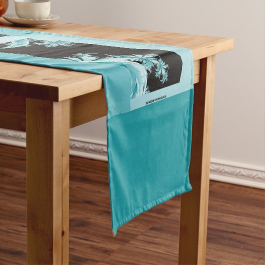 Fractal Garden sky & roos water A Table Runner Lange Tafelloper (Voorbeeld)