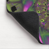 Fractal met groene Paarse en roze petaalvormen Muismat (Hoek)