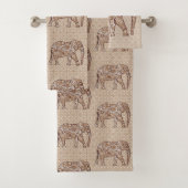 Fractal Swirl Elephant, Brown and Taupe Bad Handdoek (Insitu)