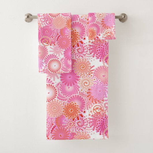 Fractal Swirl Pattern, Shades of Pink and Coral Bad Handdoek (Insitu)