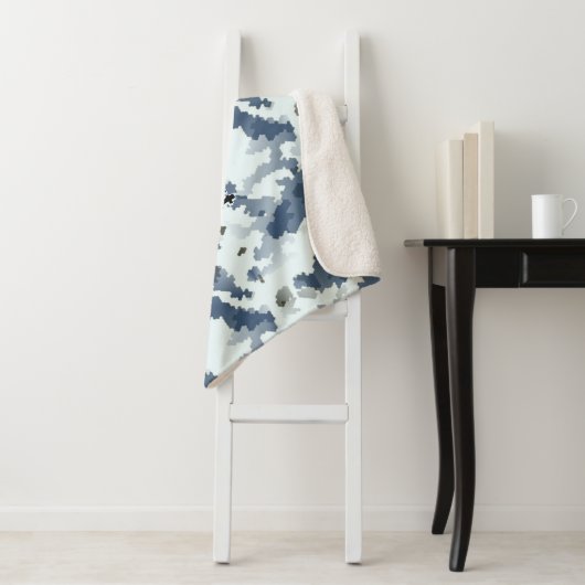 Fractal Winter Camouflage Sherpa Deken (In situ)