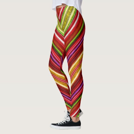 Fractalius Chevron in Reds Leggings (Links)