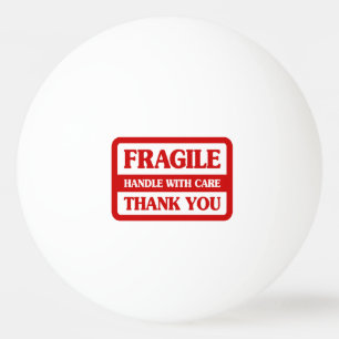 Fragile handgreep met zorg pingpongbal