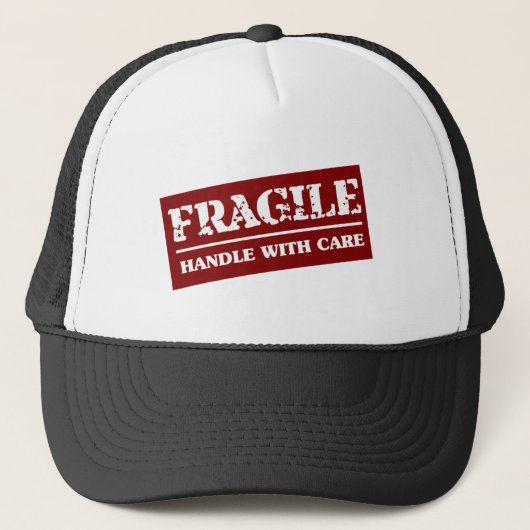 Fragile - handvat met een verpleger trucker pet (Voorkant)