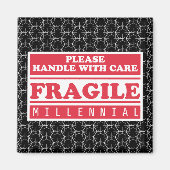 Fragile Millenniumverpakking, handig met handtas Magneet (Voorkant)