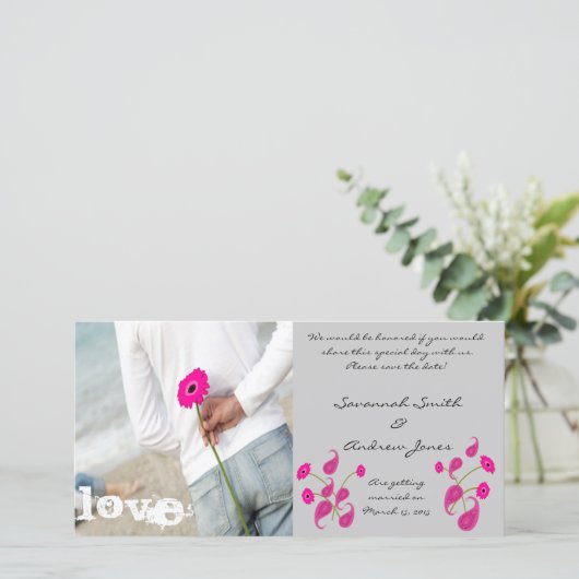 Frambose Paisley & Gerbers op grijze sparen de dat Save The Date (Staand voorkant)