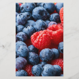 Frambozen en bosbessen briefpapier