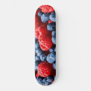 Frambozen en bosbessen persoonlijk skateboard