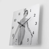 Francesca a Bella Ragazza, mooi italiaans meisje Vierkante Klok (Hoek)