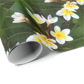 Frangipani Blossom Cluster Artistieke stijl Cadeaupapier (Rol Hoek)