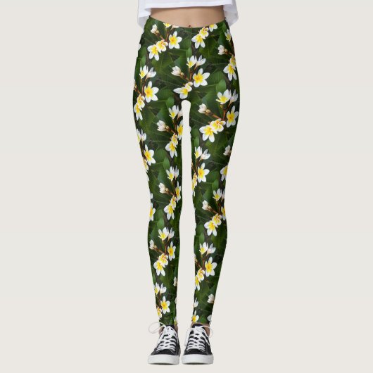 Frangipani Blossom Cluster Artistieke stijl Leggings (Voorkant)