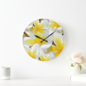 Frangipani Bouquet, grote ronde wandklok. Grote Klok (Huis)