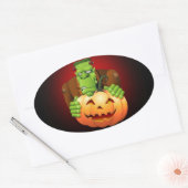 Frankenstein Monster Cartoon met pompoen Ovale Sticker (Envelop)