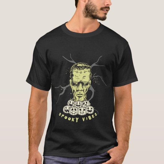 Frankenstein Spooky Vibes Halloween T-Shirt (Voorkant)