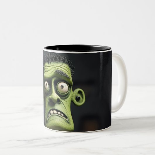 Frankenstein Two-Tone Coffee Mok (Voorkant rechts)