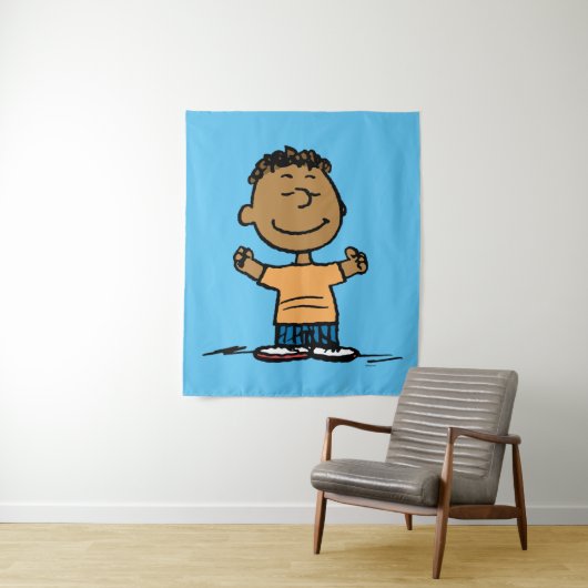 Franklin Arms Wide Wandkleed (In situ)