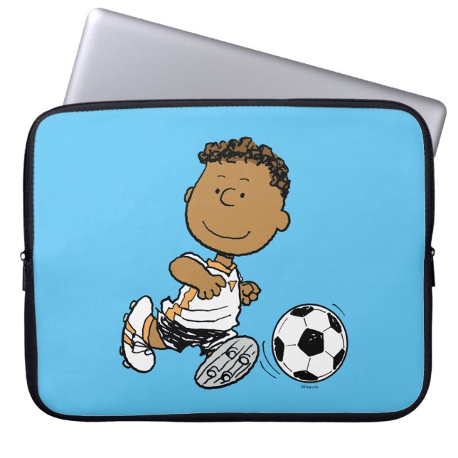 Franklin Plays Soccer Laptop Sleeve (Voorkant)