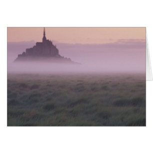 FRANKRIJK, Normandy Mont St. Michel. Morning Mist