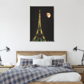 Frankrijk, Parijs. Eiffel Tower at night Canvas Afdruk (Insitu (Slaapkamer))