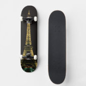 Frankrijk, Parijs. Eiffeltoren 's nachts met Persoonlijk Skateboard (Voorkant)