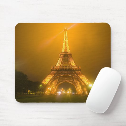 Frankrijk, Parijs. Eiffeltoren verlicht op 3 Muismat (Met muis)
