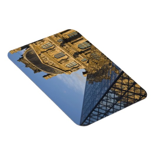 Frankrijk, Parijs, Louvre Museum en de Pyramide, Magneet (Rechterzijde)