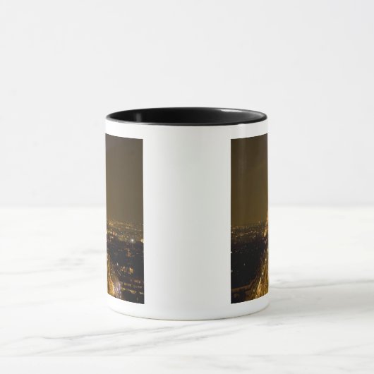 Frankrijk, Parijs. Nachtmaal uitzicht Eiffeltoren Mok (Midden)