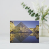 FRANKRIJK, Parijs Reflectie, Piramide. De Louvre Briefkaart (Staand voorkant)