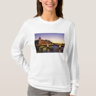 Frankrijk, Parijs, Rivier Seine en Conciergerie bi T-shirt