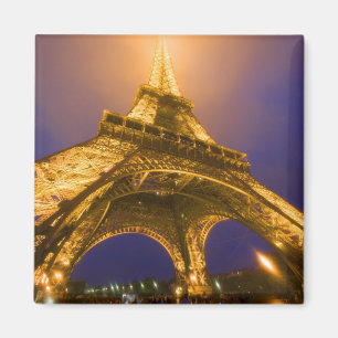 Frankrijk, Parijs. Vanaf de voet van de Eiffel Magneet