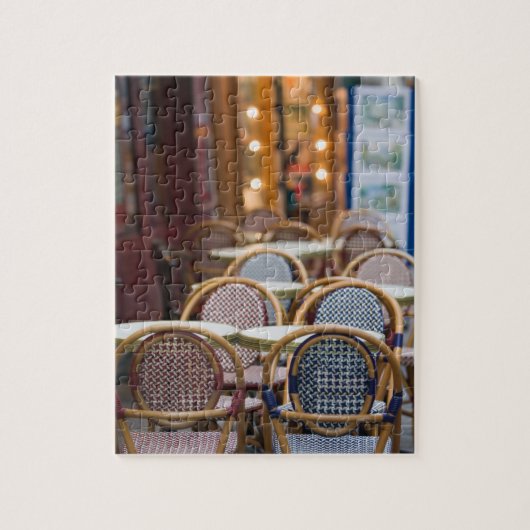 FRANKRIJK, PARIS, Montmartre: Place du Tertre, Caf Legpuzzel (Verticaal)