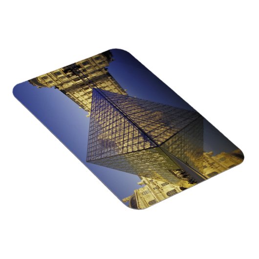 FRANKRIJK, Paris Reflection, Pyramid. Het Louvre Magneet (Rechterzijde)