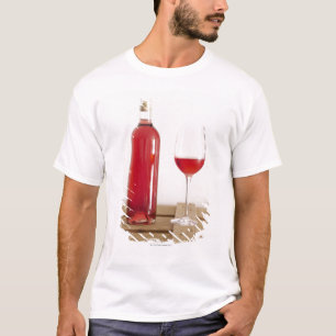 Frankrijk, Pays Basque, PyrŽnŽes, RosŽ T-shirt