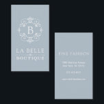 Frans Blauw en wit Elegant Monogram Visitekaartje<br><div class="desc">Een Europees geïnspireerd visitekaartje ontwerp in Frans blauw en wit, dit aangepaste visitekaartje heeft een logo-stijl handgetekende scroll lijst rond uw monogram. Het werkt goed voor een boetiek, kapsalon, nagelsalon, spa, restaurant, designers, mode-industrie, sieradenontwerper en andere professionele bedrijven. Voeg tekstregels toe of verwijder deze om aan uw voorkeuren te voldoen....</div>