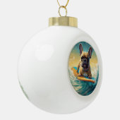Frans Bulldog strand surfen schilderij Keramische Bal Ornament (Links)