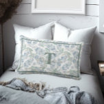 Frans Huisje Sage Groen Bloemen Monogram Kussen<br><div class="desc">Met een romantische salie groen en blauw vergeet me niet bloemenontwerp deze monogram kussens doen denken aan Franse huisjes en zijn perfect voor het creëren van gezellige ruimtes.</div>