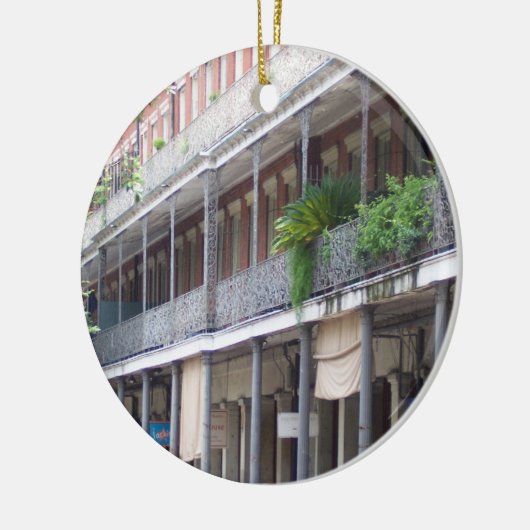 Frans kwartaal keramisch ornament (Links)