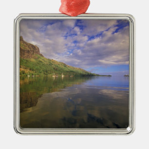 Frans-Polynesië, Moorea. Cooks Bay. Cruiseschip 2 Metalen Ornament
