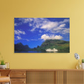 Frans-Polynesië, Moorea. Cooks Bay. Cruiseschip 3 Canvas Afdruk (Insitu (Woonkamer))
