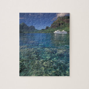 Frans-Polynesië, Moorea. Cooks Bay. Cruiseschip Legpuzzel