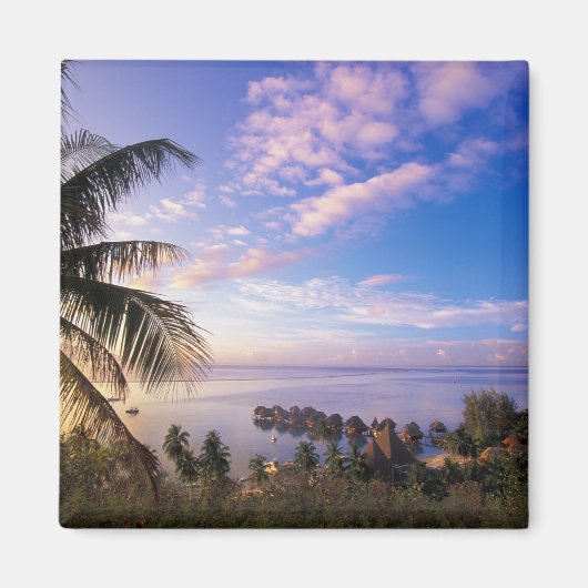 Frans-Polynesië, Moorea. Uitzicht op de Baie de Magneet (Voorkant)