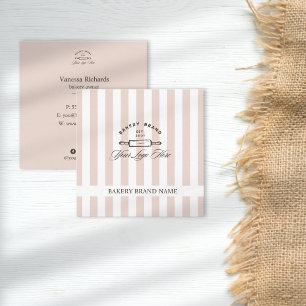 Frans Roze Elegant Gestreepte Bakkerij Logo Vierkante Visitekaartje